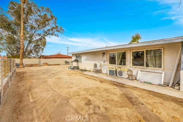 Detail Gallery Image 3 of 44 For 6593 Manzanita Ave, Twentynine Palms,  CA 92277 - 3 Beds | 1 Baths
