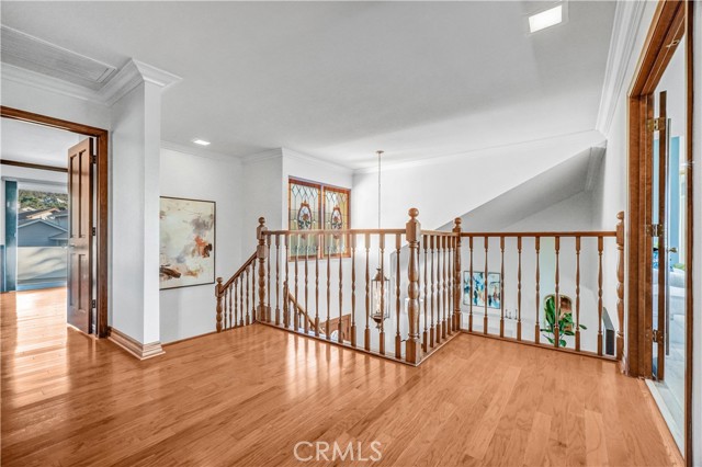 5215 E Rolling Hills Drive, Anaheim Hills CA: https://media.crmls.org/medias/e00cf477-08c7-44be-a7db-0e44e370a4ae.jpg