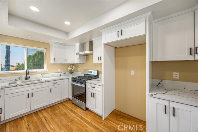35345 Panorama, Yucaipa CA: https://media.crmls.org/medias/e00d6172-467f-4b90-9baf-4467d60dd7d4.jpg