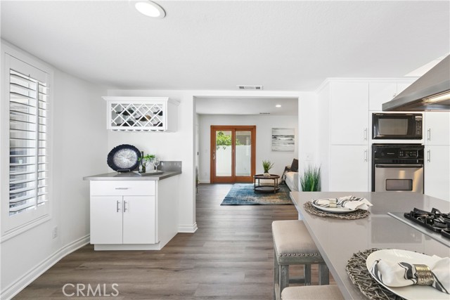 2006 Warfield Avenue, Redondo Beach, California 90278, 3 Bedrooms Bedrooms, ,2 BathroomsBathrooms,Residential,Sold,Warfield,SB21179490