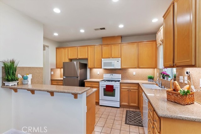 Detail Gallery Image 13 of 33 For 1660 Beaver a,  Beaumont,  CA 92223 - 2 Beds | 2 Baths