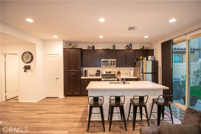 Detail Gallery Image 14 of 38 For 29392 Tourmaline Way, Winchester,  CA 92596 - 3 Beds | 2/1 Baths