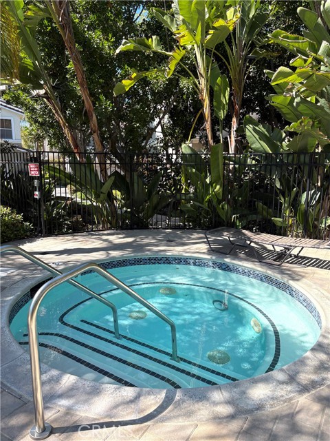 Detail Gallery Image 21 of 23 For 309 Falcon, Irvine,  CA 92618 - 2 Beds | 2/1 Baths