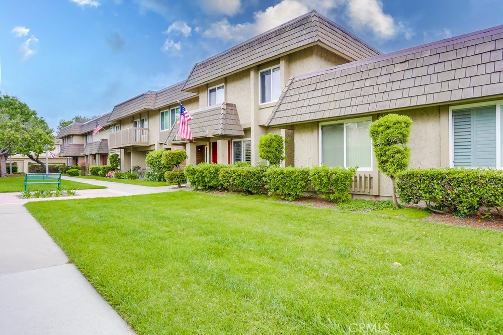 10217 Black River Court, Fountain Valley, CA 92708
