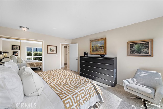21703 Ocean Vista Drive, Laguna Beach CA: https://media.crmls.org/medias/e00ec3be-3673-4fd6-8445-b69232cd92f5.jpg