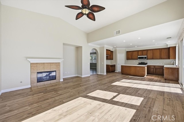 Detail Gallery Image 12 of 44 For 2722 Azalea Ave, San Jacinto,  CA 92582 - 3 Beds | 3 Baths