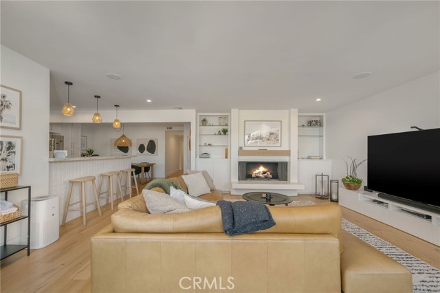 Detail Gallery Image 22 of 53 For 274 Grandview, Laguna Beach,  CA 92651 - 7 Beds | 7 Baths