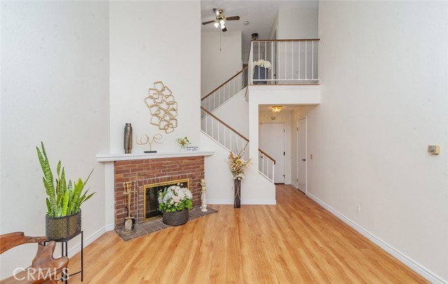 1182 N Sunflower Avenue, Covina CA: https://media.crmls.org/medias/e01052f9-c427-48a1-8282-f22e0cba53a5.jpg