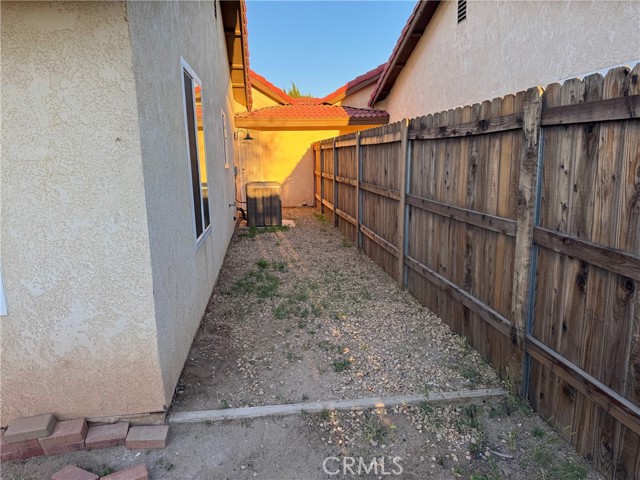 Detail Gallery Image 67 of 75 For 10333 Tamarisk Ave, Hesperia,  CA 92345 - 3 Beds | 2 Baths