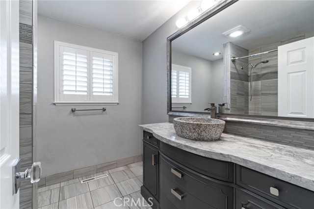 Detail Gallery Image 25 of 50 For 6450 N Teilman Ave, Fresno,  CA 93711 - 3 Beds | 2/1 Baths