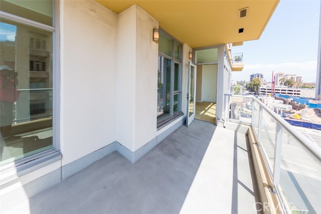 Detail Gallery Image 1 of 16 For 400 W Ocean Bld #501,  Long Beach,  CA 90802 - 2 Beds | 2 Baths