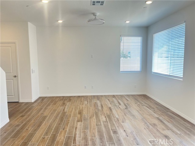 Detail Gallery Image 6 of 45 For 30343 Spineflower St, Murrieta,  CA 92563 - 3 Beds | 3 Baths