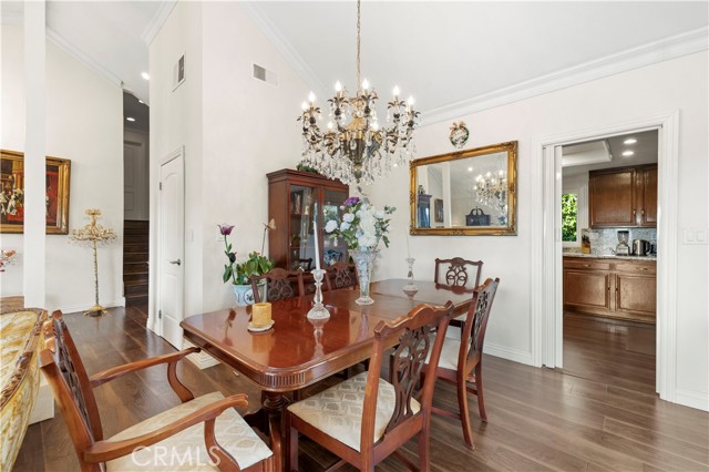 Detail Gallery Image 7 of 66 For 7125 Lonzo, Tujunga,  CA 91042 - 3 Beds | 2 Baths