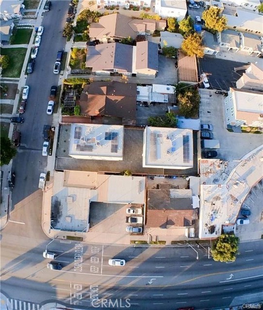 Image 23 of 24 For 3994 La Salle