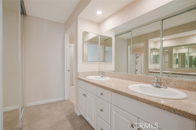 Detail Gallery Image 9 of 26 For 21550 Burbank Bld #316,  Woodland Hills,  CA 91367 - 2 Beds | 2 Baths