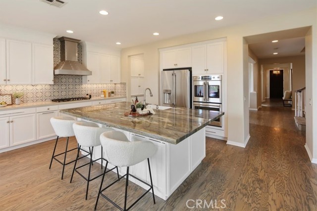 Detail Gallery Image 11 of 37 For 27086 Maple Tree Ct, Valencia,  CA 91381 - 4 Beds | 3 Baths