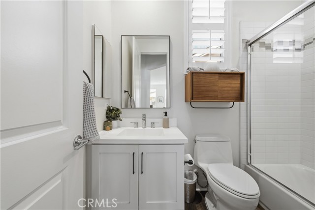 Detail Gallery Image 16 of 39 For 2112 Tidewater Cir, Costa Mesa,  CA 92627 - 3 Beds | 3 Baths