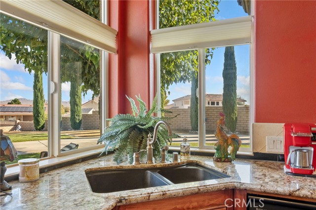 Detail Gallery Image 11 of 45 For 26808 Saddle Ln, Helendale,  CA 92342 - 3 Beds | 3/1 Baths