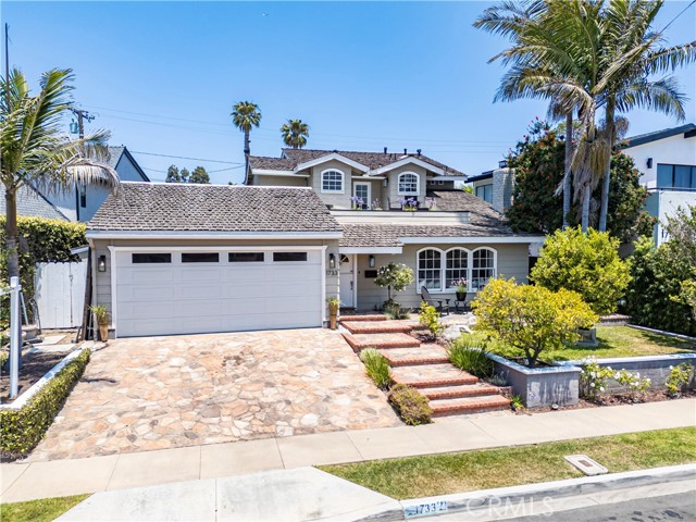 1733 Bayou Way, Seal Beach CA: https://media.crmls.org/medias/e0151b03-cd7b-4f1c-bff8-b5d20a5c097a.jpg