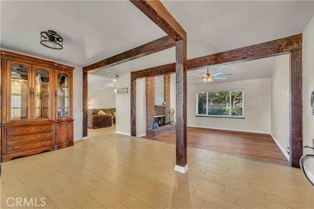 Detail Gallery Image 5 of 39 For 43100 Cherbourg, Lancaster,  CA 93536 - 3 Beds | 2 Baths