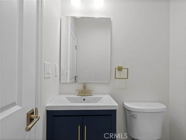 Detail Gallery Image 18 of 55 For 18724 Frankfort St, Northridge,  CA 91324 - 4 Beds | 3 Baths
