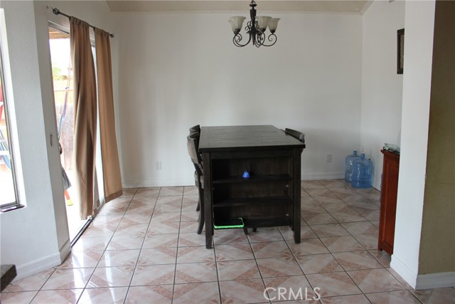 25380 Ivory Avenue, Moreno Valley CA: https://media.crmls.org/medias/e0164229-3c4c-46a7-8045-0bb044c70803.jpg