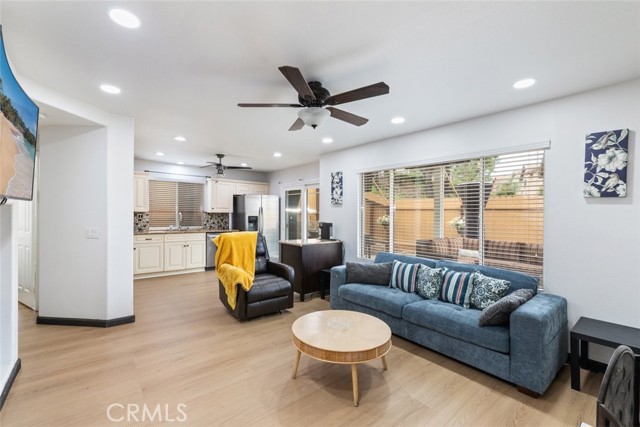 560 Shenandoah Road, Corona CA: https://media.crmls.org/medias/e0169204-6ece-4d50-9884-bc710ab4f960.jpg