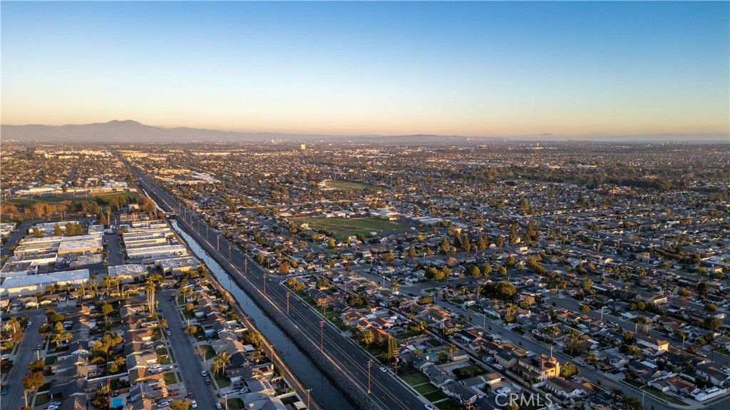 MLS #OC25266063 image #41