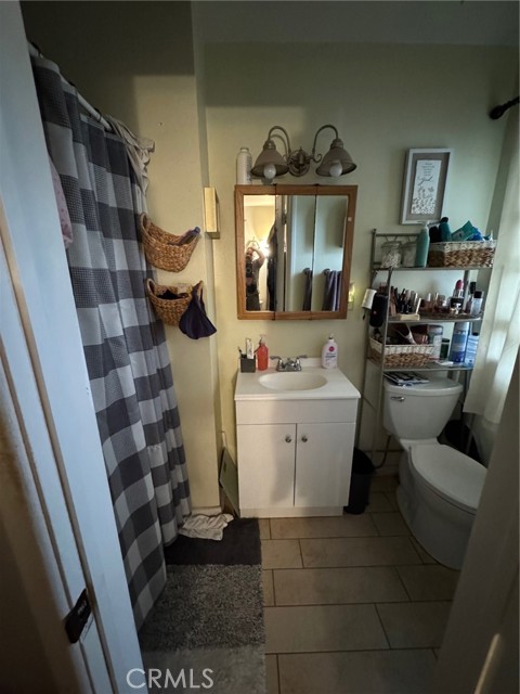 Detail Gallery Image 9 of 12 For 3024 Wendell Way, Riverside,  CA 92507 - 3 Beds | 2 Baths