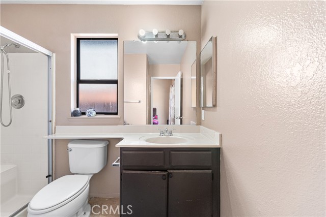 Detail Gallery Image 15 of 26 For 4846 Karling Pl, Palmdale,  CA 93552 - 3 Beds | 2 Baths