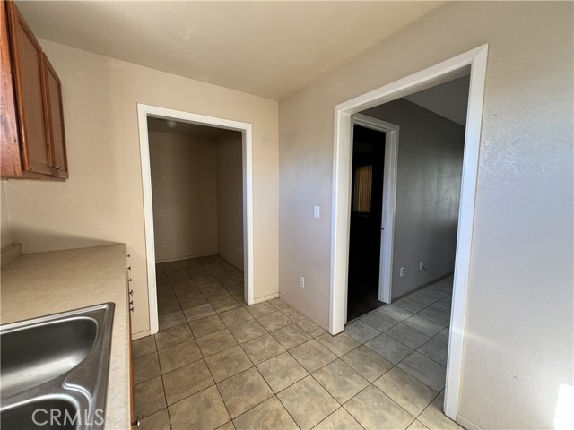 Detail Gallery Image 25 of 37 For 828 N Angeleno, Azusa,  CA 91702 - 4 Beds | 3 Baths