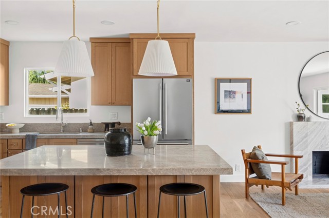 Detail Gallery Image 6 of 39 For 3040 Killybrooke, Costa Mesa,  CA 92626 - 3 Beds | 3 Baths