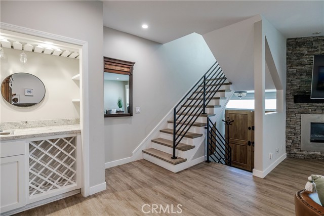 Detail Gallery Image 22 of 51 For 1219 S Catalina Ave, Redondo Beach,  CA 90277 - 4 Beds | 3/1 Baths