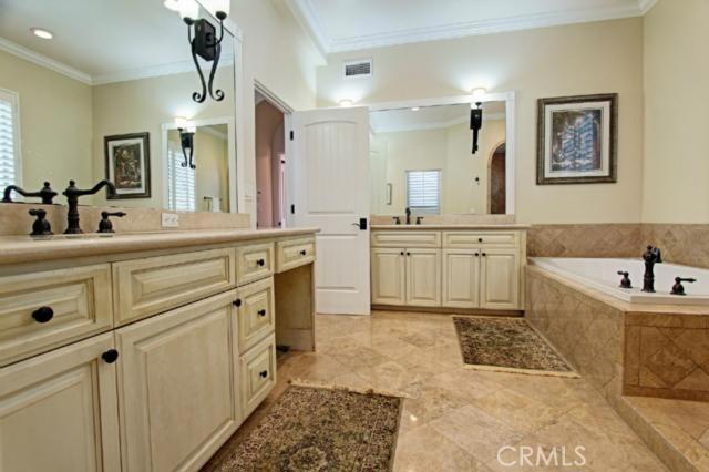 216 Irena Avenue, Redondo Beach, California 90277, 3 Bedrooms Bedrooms, ,3 BathroomsBathrooms,Residential,Sold,Irena,SB14153264