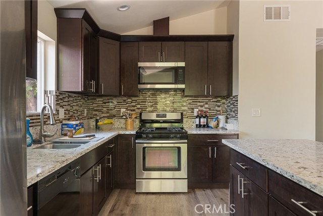 Detail Gallery Image 43 of 51 For 8442 Camino Sur, Rancho Cucamonga,  CA 91730 - 6 Beds | 4/1 Baths