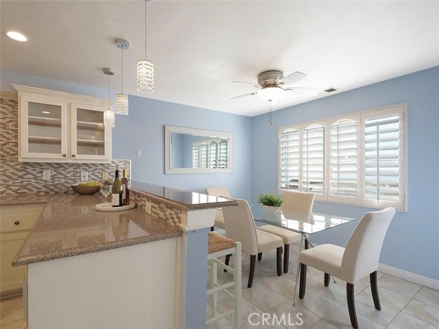 Kitchen with Casual Dining Area