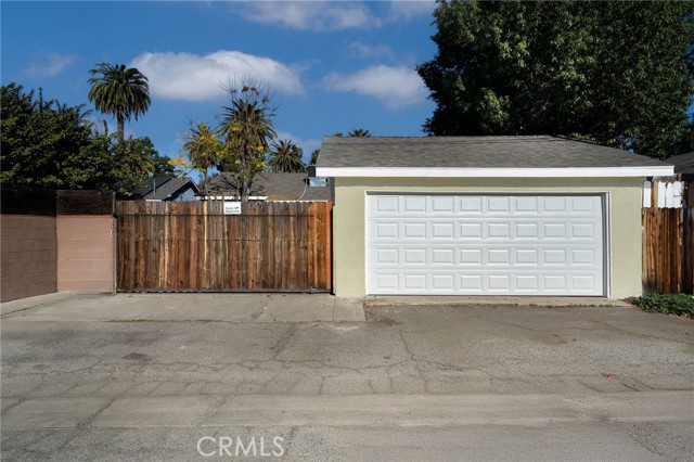 Detail Gallery Image 29 of 32 For 20644 Sherman Way, Winnetka,  CA 91306 - 3 Beds | 2 Baths