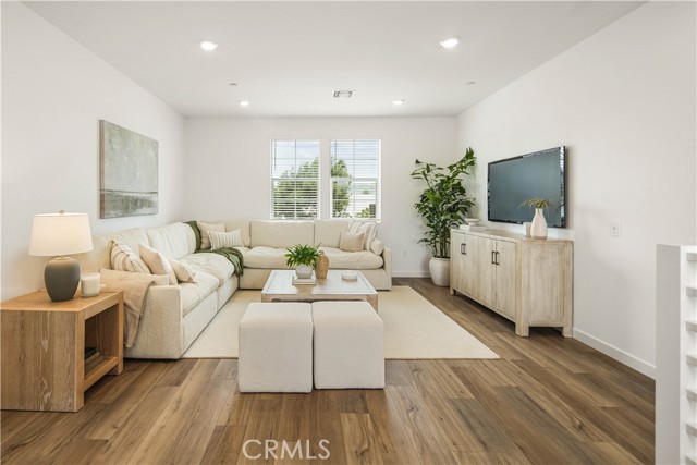 Detail Gallery Image 15 of 28 For 4827 E Beltramo Ranch Rd, Moorpark,  CA 93021 - 4 Beds | 3 Baths