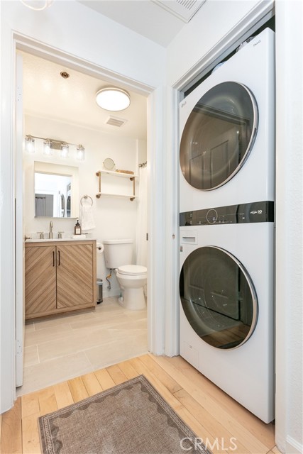 Detail Gallery Image 17 of 26 For 19350 Sherman #124,  Reseda,  CA 91335 - 1 Beds | 1 Baths