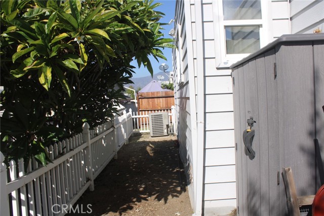 Detail Gallery Image 8 of 11 For 1630 S Barranca, Glendora,  CA 91740 - 2 Beds | 2 Baths