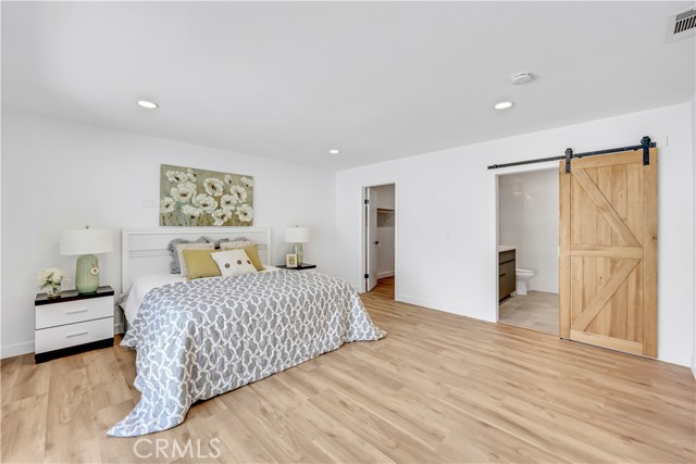 Detail Gallery Image 22 of 47 For 5548 Irondale Ave, Woodland Hills,  CA 91367 - 4 Beds | 2 Baths