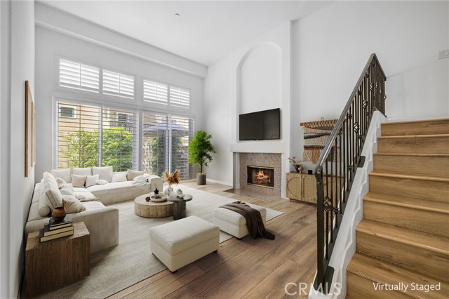 Detail Gallery Image 3 of 45 For 700 Meyer Ln #15,  Redondo Beach,  CA 90278 - 4 Beds | 3 Baths