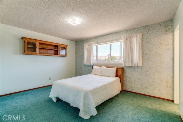 516 E Creston Street, Santa Maria CA: https://media.crmls.org/medias/e01c5c37-f0e1-4531-8f6e-42037fa42cca.jpg