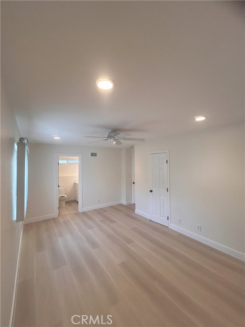 Detail Gallery Image 24 of 32 For 2641 Santa Ana Ave #D,  Costa Mesa,  CA 92627 - 3 Beds | 3/1 Baths