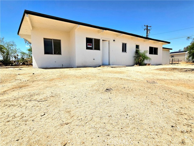 Detail Gallery Image 2 of 18 For 72490 Sunnyslope Dr, Twentynine Palms,  CA 92277 - 3 Beds | 2 Baths