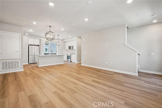 1475 Sandbar Lane, San Pedro CA: https://media.crmls.org/medias/e01e9b2e-c642-4f8d-9087-0a674b2a7d84.jpg