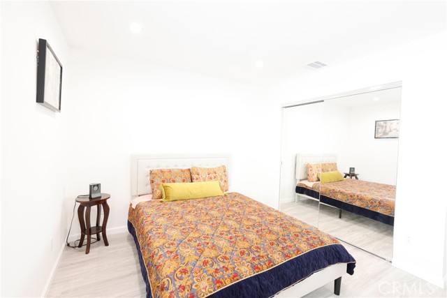 Detail Gallery Image 15 of 26 For 18623 Bryant St, Northridge,  CA 91324 - 3 Beds | 2 Baths