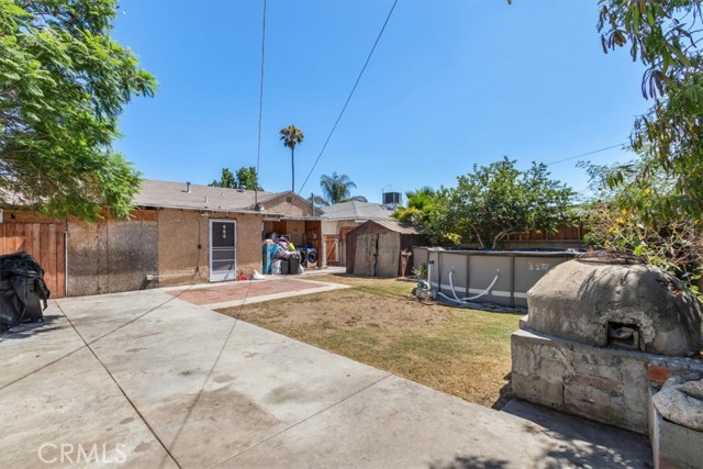 13273 Sunburst Street, Pacoima CA: https://media.crmls.org/medias/e01f9151-9a23-45d0-a328-fc83355f106e.jpg