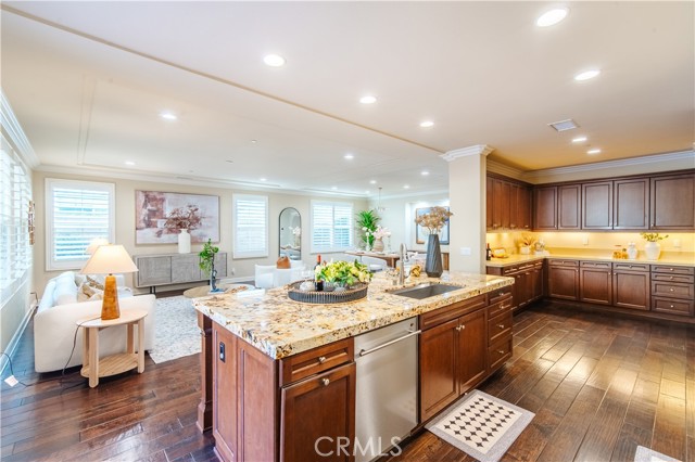 Detail Gallery Image 16 of 54 For 65 Rolling, Irvine,  CA 92620 - 4 Beds | 4/1 Baths