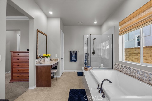 Detail Gallery Image 30 of 71 For 22385 Copper Mountain Ct, Saugus,  CA 91350 - 5 Beds | 5 Baths